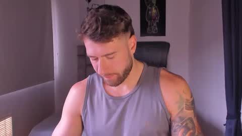 Snapshot of paul_roger chatting on 03-09-25, 01:04 PAUL ROGER online show from 03-09-25, 01:04