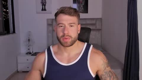 Snapshot of paul_roger chatting on 09-13-25, 12:10 PAUL ROGER online show from 09-13-25, 12:10