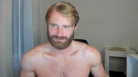 Snapshot of paul_rolex_ chatting on 05-11-26, 01:17 Paul Rolex Jane online show from 05-11-26, 01:17