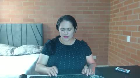 paula__117 online show from 03-11-26, 07:42