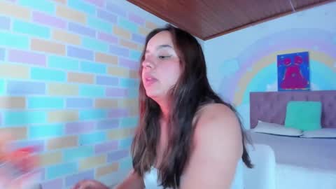 Snapshot of paula_beka chatting on 01-10-25, 02:57 paula online show from 01-10-25, 02:57