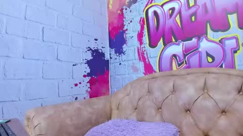 Snapshot of paula_beka chatting on 02-11-25, 02:35 paula online show from 02-11-25, 02:35