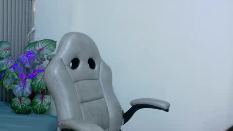 Snapshot of paula_cruzz chatting on 05-01-26, 08:46 PAULA CRUZ online show from 05-01-26, 08:46