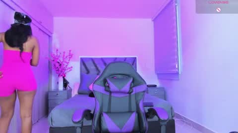 Snapshot of paula_cruzz chatting on 07-21-26, 05:21 PAULA CRUZ online show from 07-21-26, 05:21