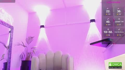 Paula Toro  online show from 02-20-25, 02:24