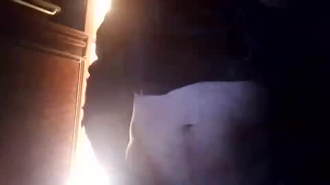 Snapshot of paulcong chatting on 11-05-25, 12:27 PaulCongo online show from 11-05-25, 12:27