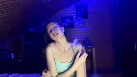Ashley Cooper online show from 10-15-25, 05:13