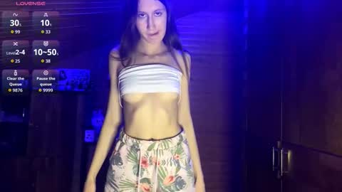Ashley Cooper online show from 10-18-25, 05:25
