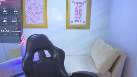 Live 800am 200pm COLOMBIAN HOUR online show from 04-16-26, 01:01