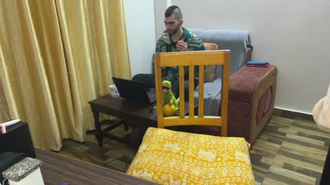 Isla  Chase online show from 01-05-25, 06:02