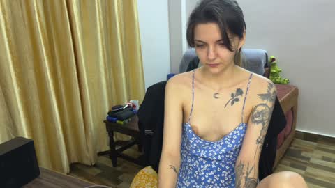 Isla  Chase online show from 02-02-25, 08:19