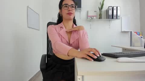 paulina online show from 01-18-26, 06:34