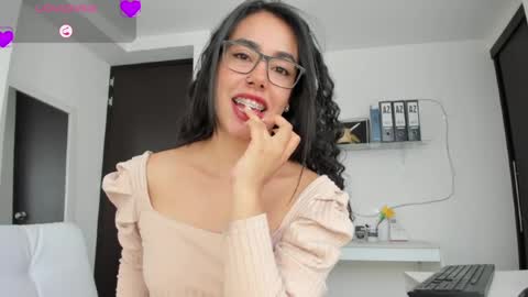 Snapshot of paulina_dossantos chatting on 04-03-26, 08:51 paulina online show from 04-03-26, 08:51