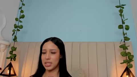 Snapshot of paulina_lopezz chatting on 02-19-25, 11:14 PAULINA online show from 02-19-25, 11:14