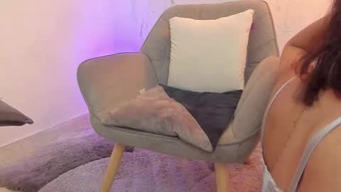 Snapshot of paulina_lopezz chatting on 09-20-25, 08:10 PAULINA online show from 09-20-25, 08:10