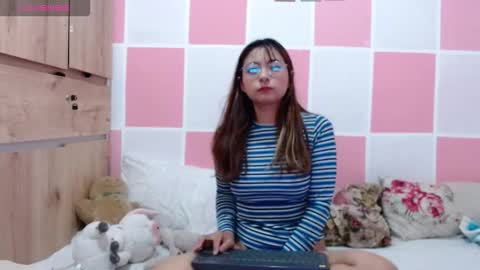 Paulina mosh online show from 11-10-25, 11:53