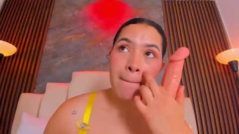 Snapshot of paulina_rosset chatting on 06-27-26, 12:22 paulina_rosset online show from 06-27-26, 12:22