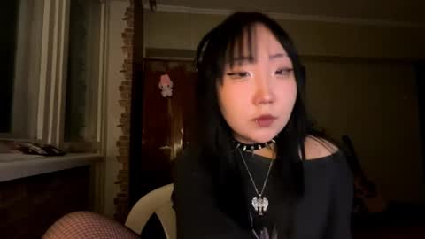 Snapshot of paulinaokutsu chatting on 02-24-26, 02:15 Yuna online show from 02-24-26, 02:15