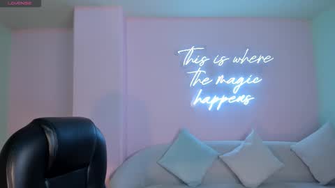 Snapshot of paulinasantosx chatting on 09-25-25, 07:28 Paulina Santos online show from 09-25-25, 07:28