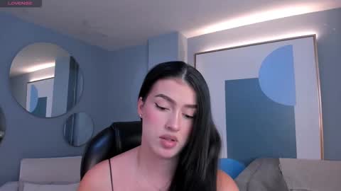 Snapshot of paulinasantosx chatting on 10-14-25, 07:58 Paulina Santos online show from 10-14-25, 07:58