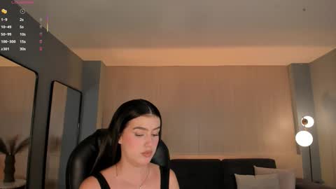 Snapshot of paulinasantosx chatting on 10-17-25, 08:11 Paulina Santos online show from 10-17-25, 08:11