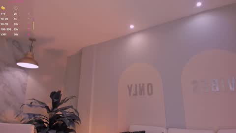 Paulina Santos  online show from 03-27-26, 08:08