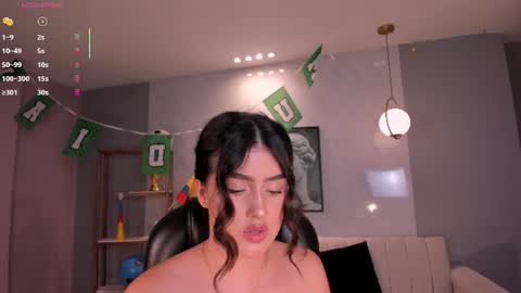 Snapshot of paulinasantosx chatting on 06-17-26, 08:21 Paulina Santos online show from 06-17-26, 08:21
