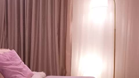 pauline_7 online show from 10-01-25, 06:14