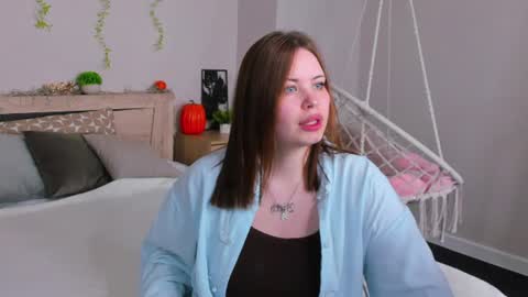 Erica online show from 06-14-26, 09:22