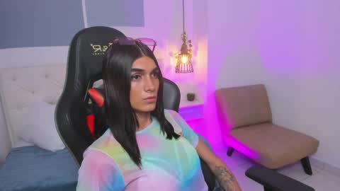 Pauly online show from 03-01-25, 01:53