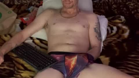 Snapshot of paulyg69 chatting on 07-01-26, 04:18 paulyg69 online show from 07-01-26, 04:18