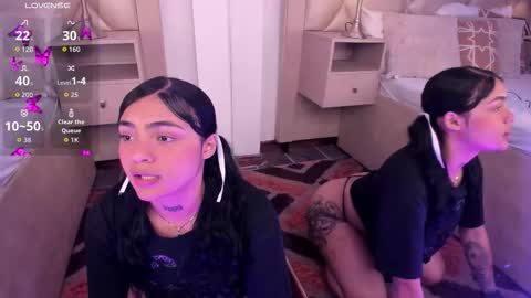 Pau online show from 11-14-25, 01:54