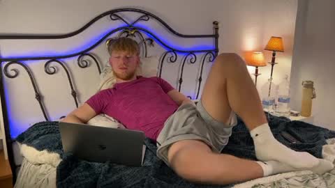 Snapshot of pavelrey chatting on 05-24-26, 08:14 Pavel online show from 05-24-26, 08:14