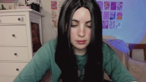 Allisses online show from 01-27-25, 01:19