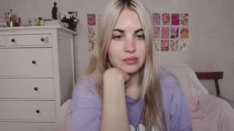 Allisses online show from 09-23-25, 07:22