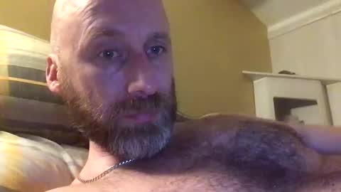 Snapshot of pc2334 chatting on 10-22-25, 10:31 pc2334 online show from 10-22-25, 10:31