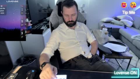 Snapshot of pc92160 chatting on 05-26-26, 04:36 pc92160 online show from 05-26-26, 04:36