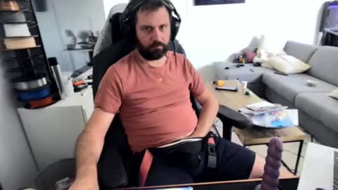Snapshot of pc92160 chatting on 06-19-26, 10:19 pc92160 online show from 06-19-26, 10:19