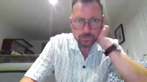 pchittt online show from 04-18-26, 07:58