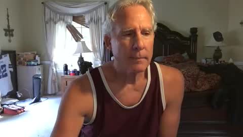 peacemakerone1 online show from 11-04-25, 08:19