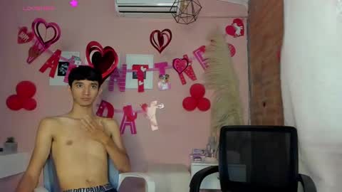 peach tyron online show from 02-15-25, 05:07