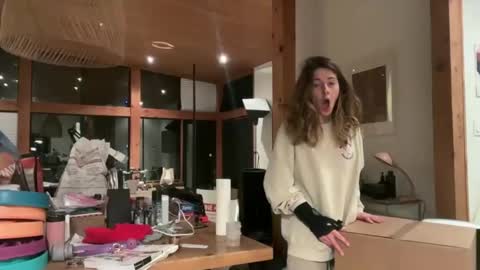 Effyyyyy online show from 10-24-25, 01:13