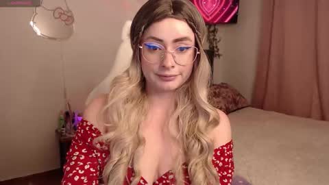 peacherry_ online show from 01-14-26, 12:05