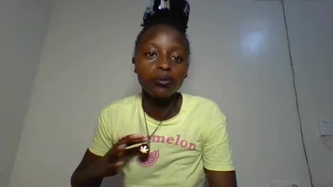 peachy_ebony online show from 11-11-25, 02:55