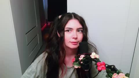 Snapshot of peachybabe__ chatting on 05-27-26, 02:19 Peachy online show from 05-27-26, 02:19