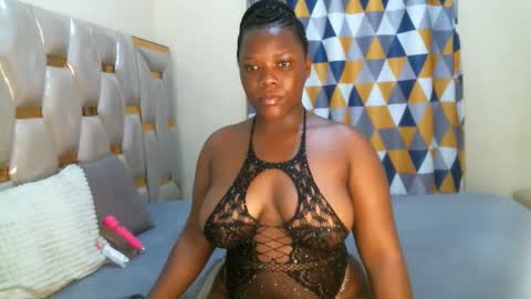 Snapshot of peachygirl255 chatting on 05-25-26, 05:08 Peachy online show from 05-25-26, 05:08