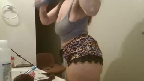 peachyhoneydrip online show from 05-10-26, 02:06