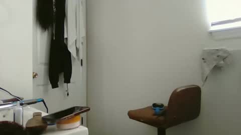 peachyhoneydrip online show from 05-10-26, 09:20