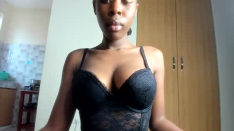 Snapshot of peachynaughty chatting on 07-27-26, 09:49 peachy online show from 07-27-26, 09:49