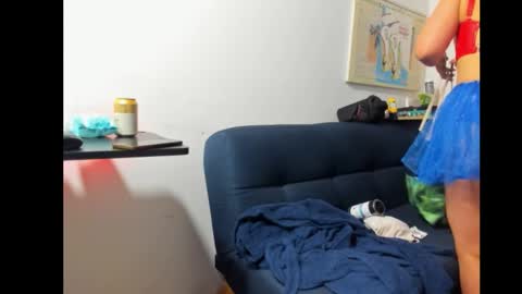 Tangerine Penaut online show from 11-01-25, 12:56